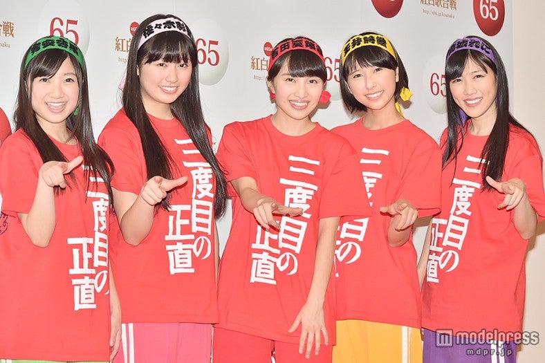 ももいろクローバーZ（左から）有安杏果、佐々木彩夏、百田夏菜子、玉井詩織、高城れに／紅白歌合戦リハーサル初日より【モデルプレス】