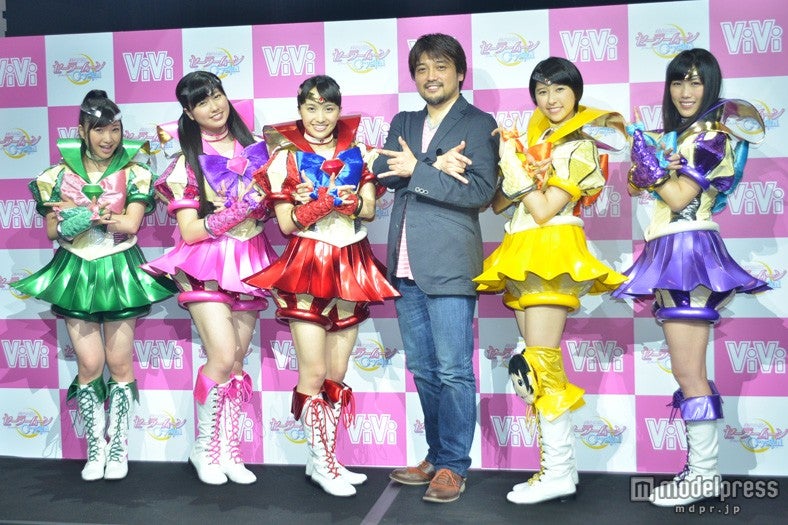 「月野うさぎ バースデーパーティー in スペシャル ViVi night」に出演したももいろクローバーZと堺宗久監督